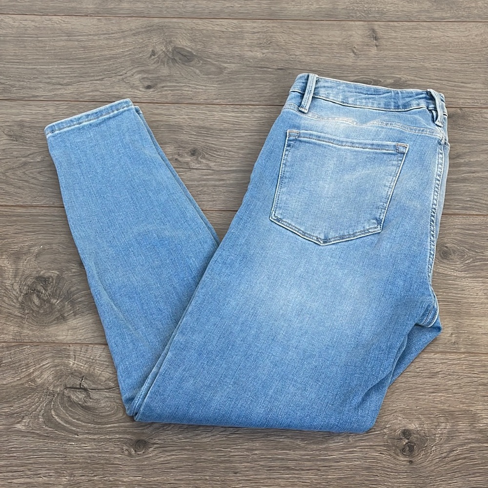 Frame Le One Skinny Jeans in Caspio Fits Size 8-16 - Picture 11 of 15